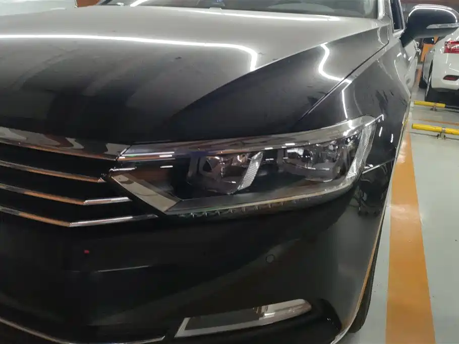 Volkswagen Magotan 2019 330TSI DSG Leading China V фото 5