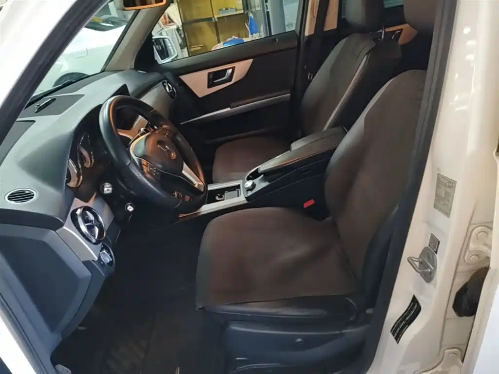 Mercedes-Benz GLK-Class 2013 Facelift GLK 300 4MATIC Fashion фото 15