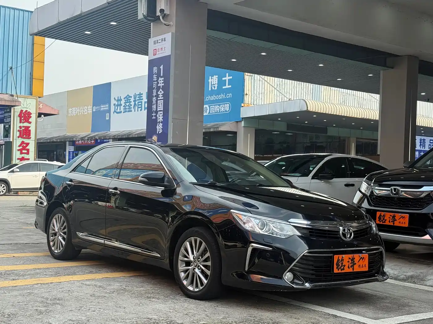 Toyota Camry 2016 2.5G 10th Anniversary Luxury Navigation Edition фото 3