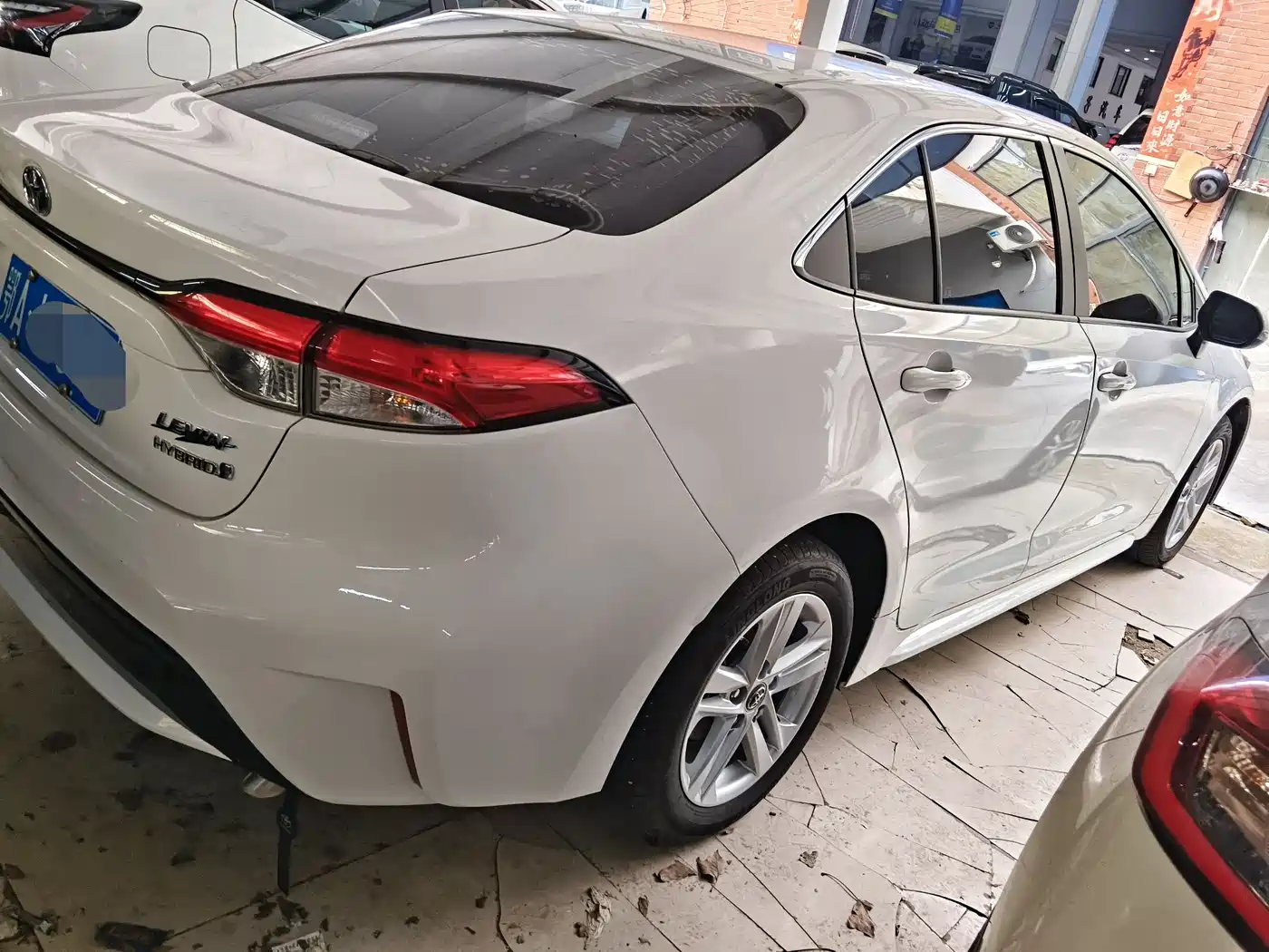 Toyota Levin 2022 Dual Engine 1.8H E-CVT Luxury Edition фото 11