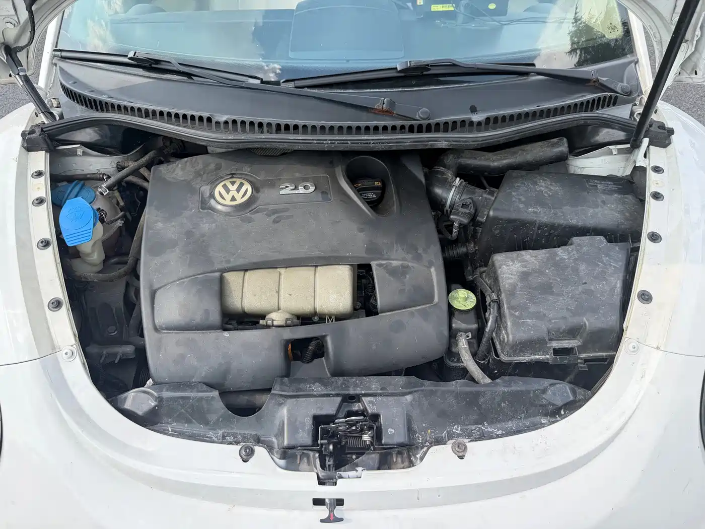 Volkswagen Beetle 2010 2010 Model 2.0 BlackOrange Comfort Edition