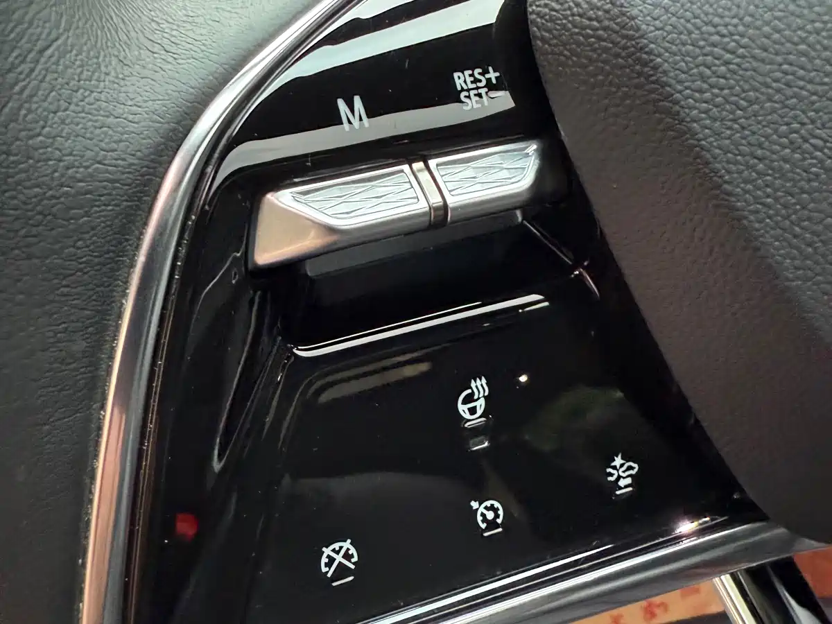 Cadillac CT6 2023 28T Luxury Edition фото 18