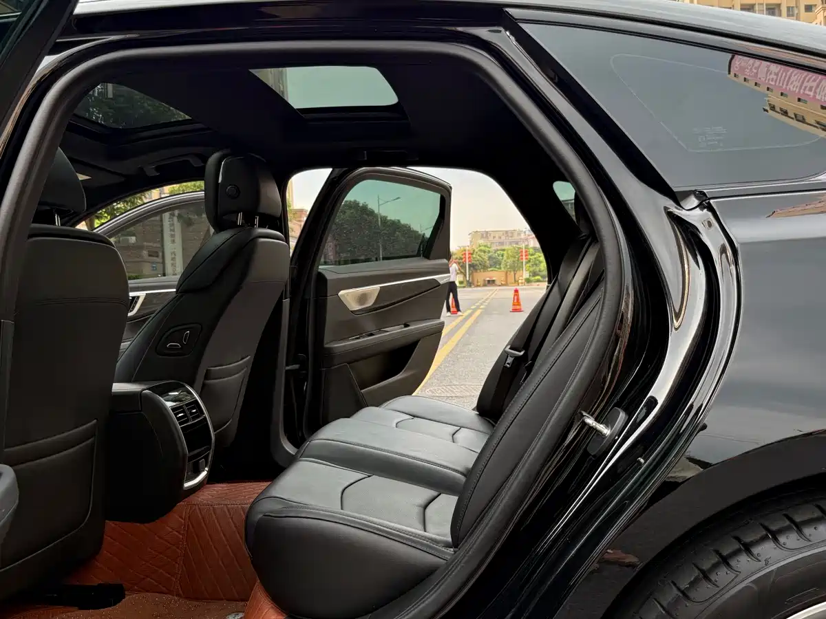 Cadillac CT6 2023 28T Luxury Edition фото 27
