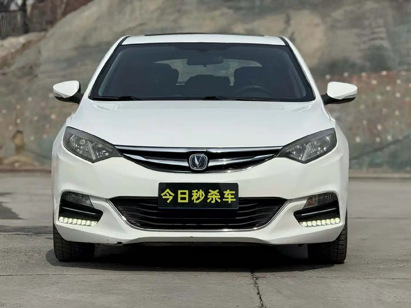 Changan Eado XT 2017 2016 1.6L Manual Stylish Cool Edition