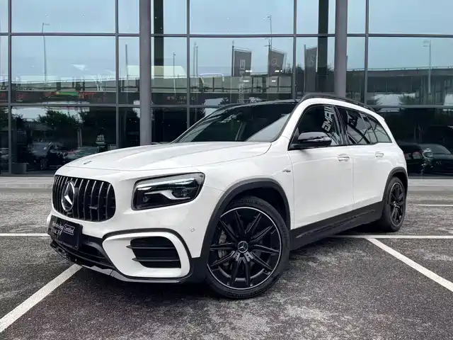 Mercedes-Benz GLB AMG AMG GLB 35 4MATIC