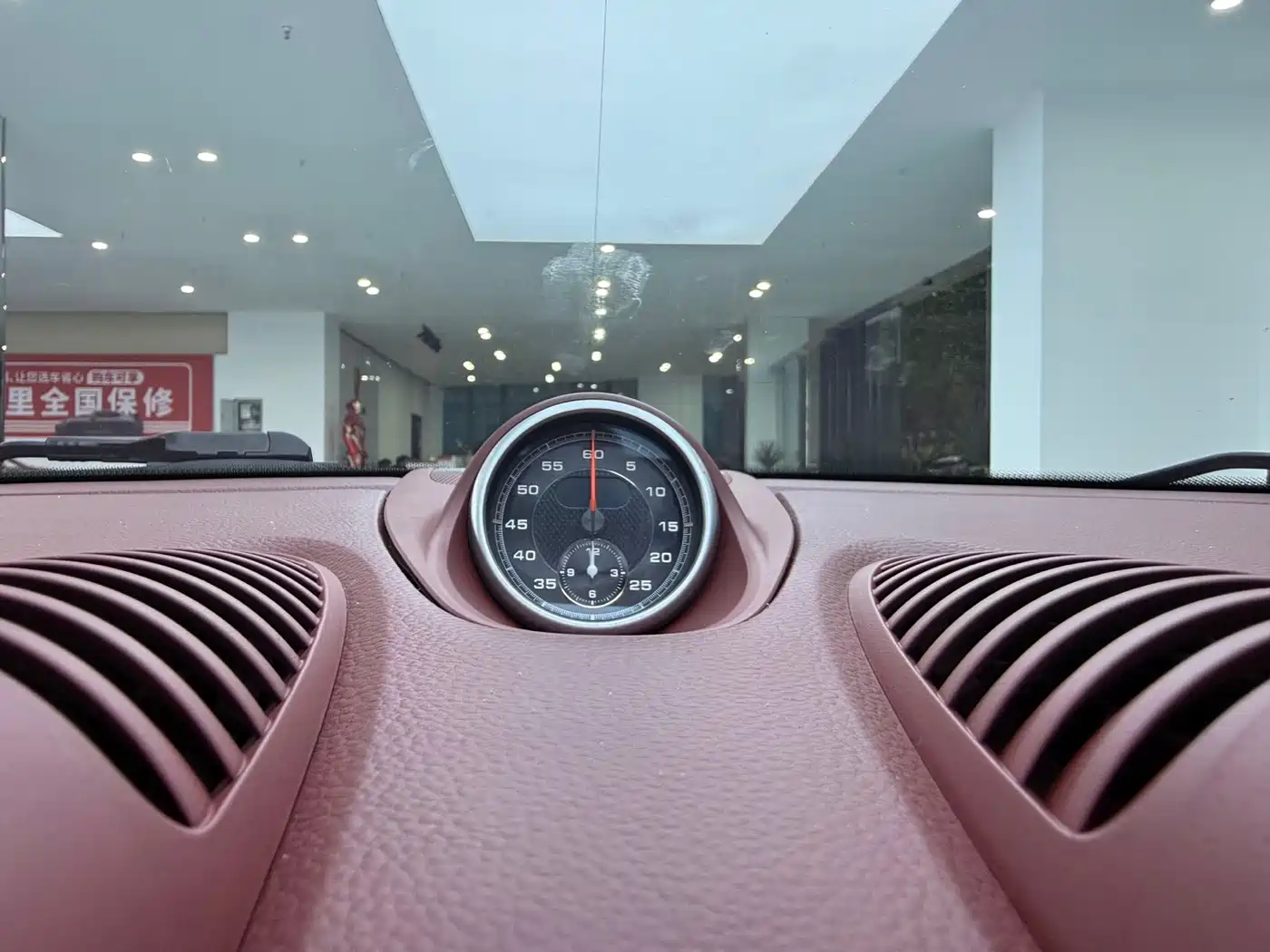 Porsche 718 2016 Boxster 2.0T фото 14