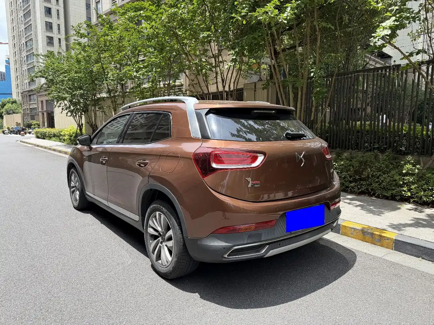 DS 6 2015 2014 1.6T Luxury Edition THP160
