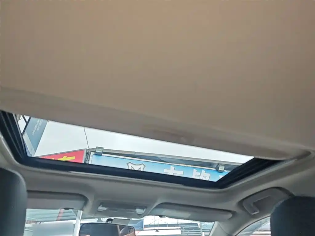 Toyota Corolla 2017 Facelift 1.2T S-CVT GL-i фото 14