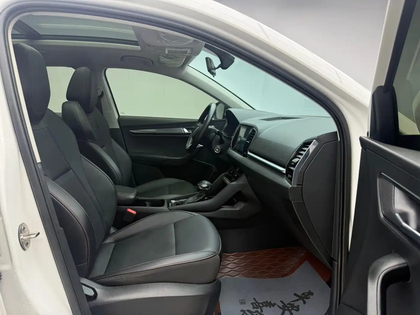 Škoda Karoq 2022 TSI280 Premium Edition фото 11