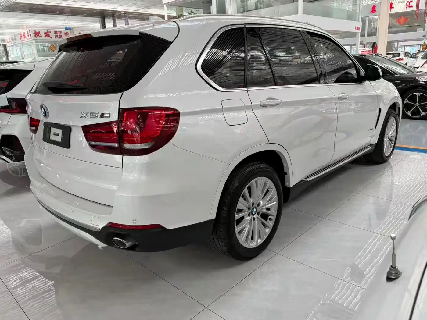 BMW X5 (Import) 2017 xDrive28i фото 6