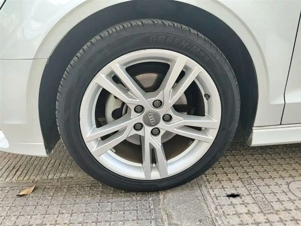 Audi A3 2019 Limousine 35 TFSI Fashion China V фото 23