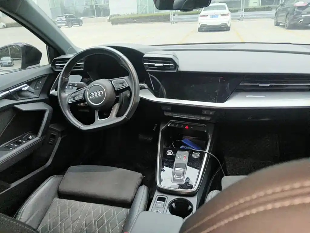 Фото 10 - Audi A3