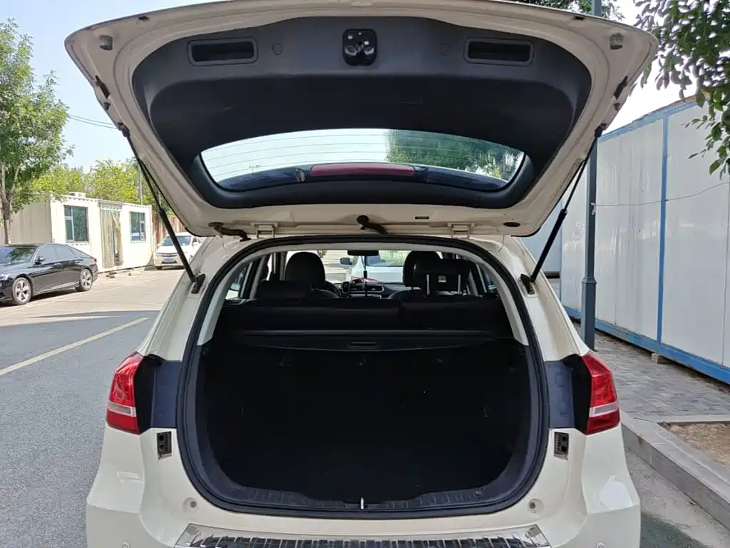 Фото 19 - Haval H2