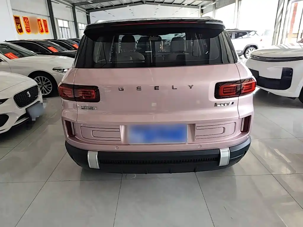 Фото 6 - Geely ICON