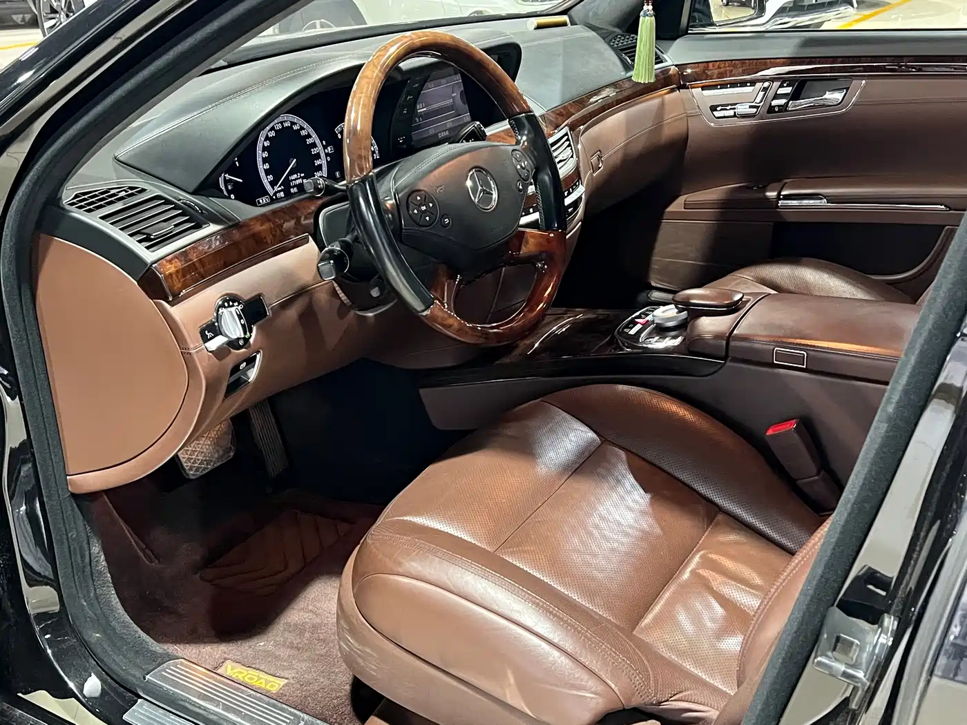 Mercedes-Benz S-Class 2011 S 500 L CGI 4MATIC фото 8