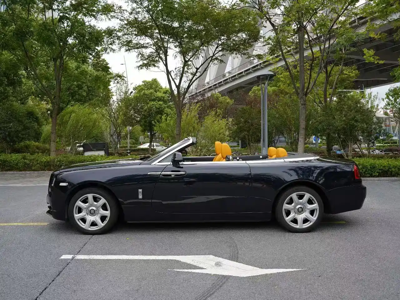 Rolls-Royce Dawn 2018 2018 6.6T Standard