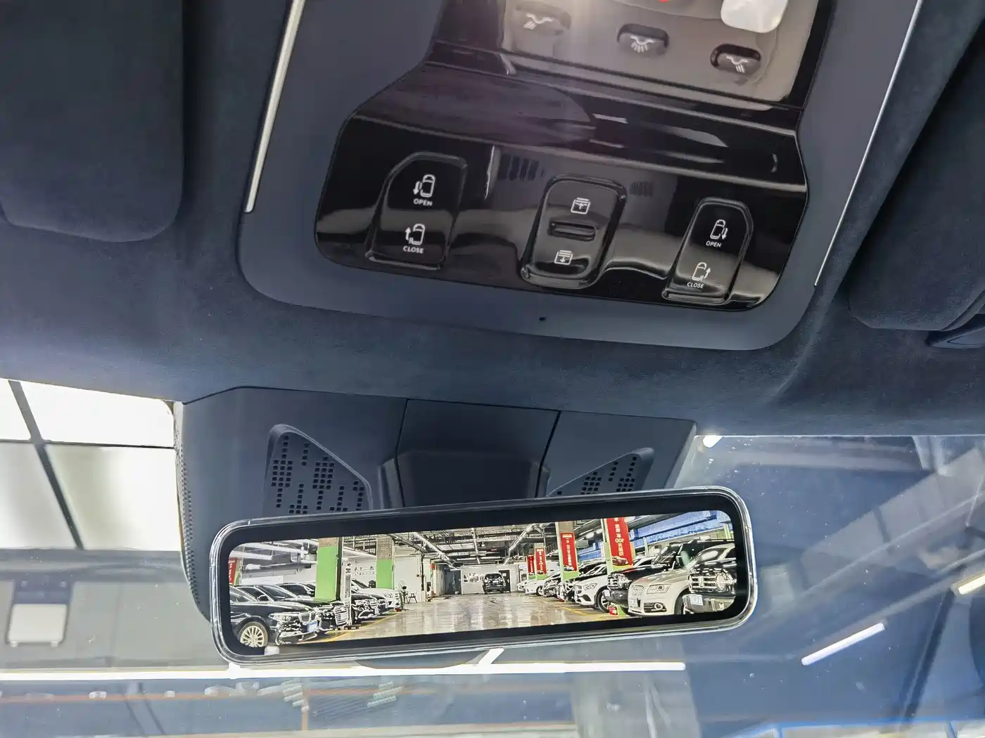 ZEEKR 009 2025 2024 7-Seat Aisle Version 108kWh