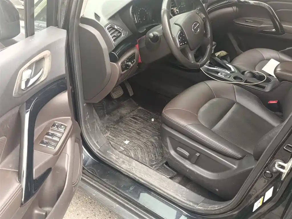 GAC Trumpchi Trumpchi GS4 2017 235T Automatic 2WD Luxury Smart Connected Edition фото 14
