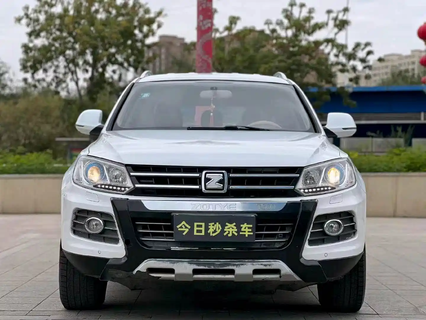 Фото 2 - Zotye T600