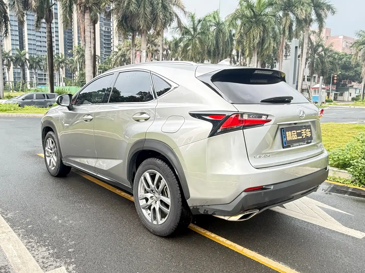 Lexus NX 2015 200t AWD F Sport фото 5