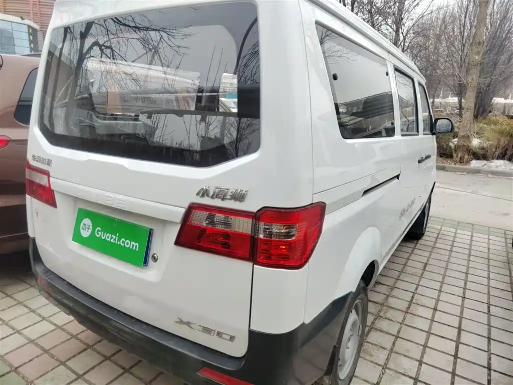 Jinbei Little Sea Lion X30 2024 2023 1.5L Super Comfort Bus 5/6/7 Seats Non-AC SWC15M