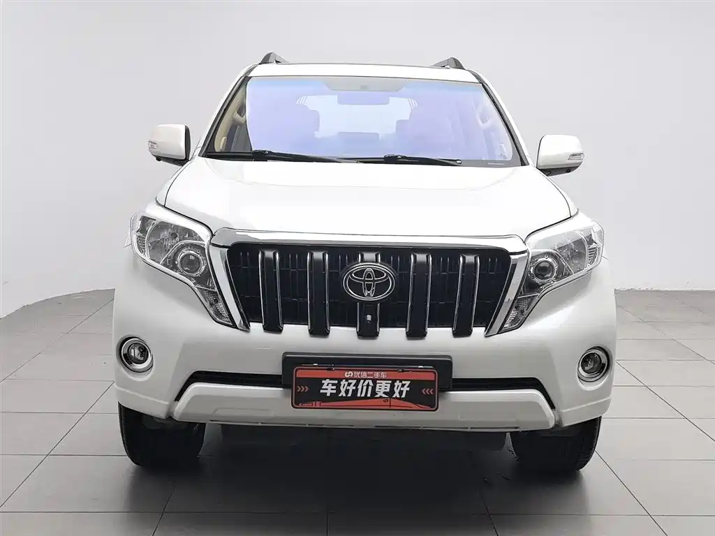 Toyota Prado 2015 2.7L Automatic Standard фото 3