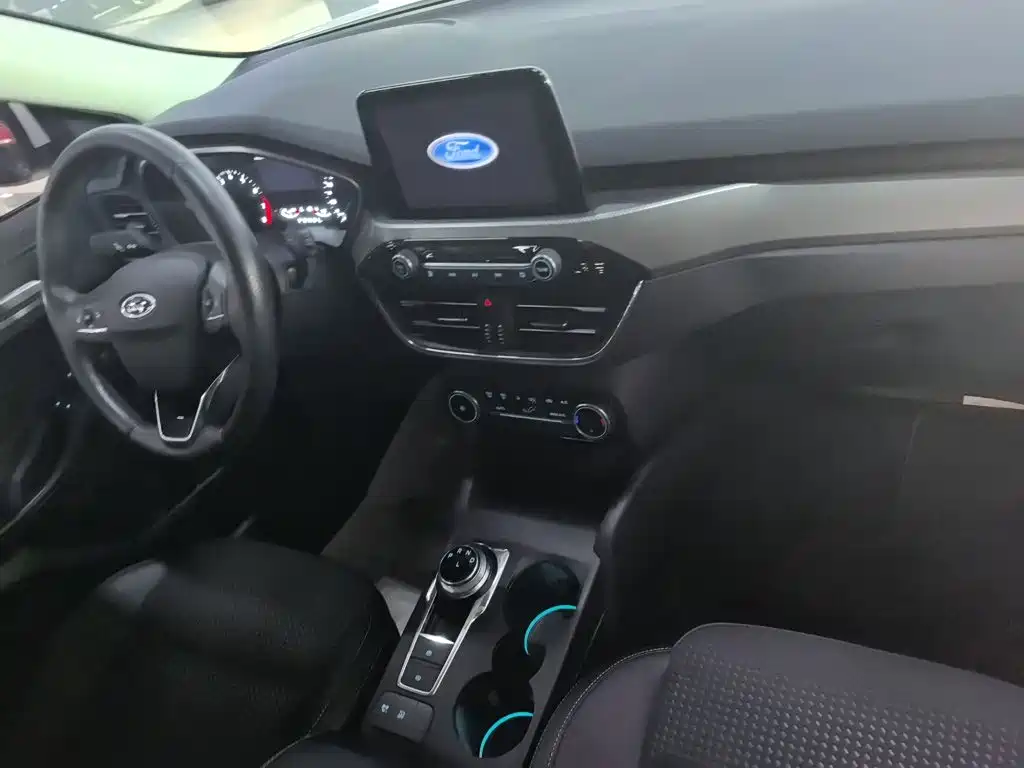Ford Focus 2020 2020 Hatchback EcoBoost 180 Auto Trend Edition
