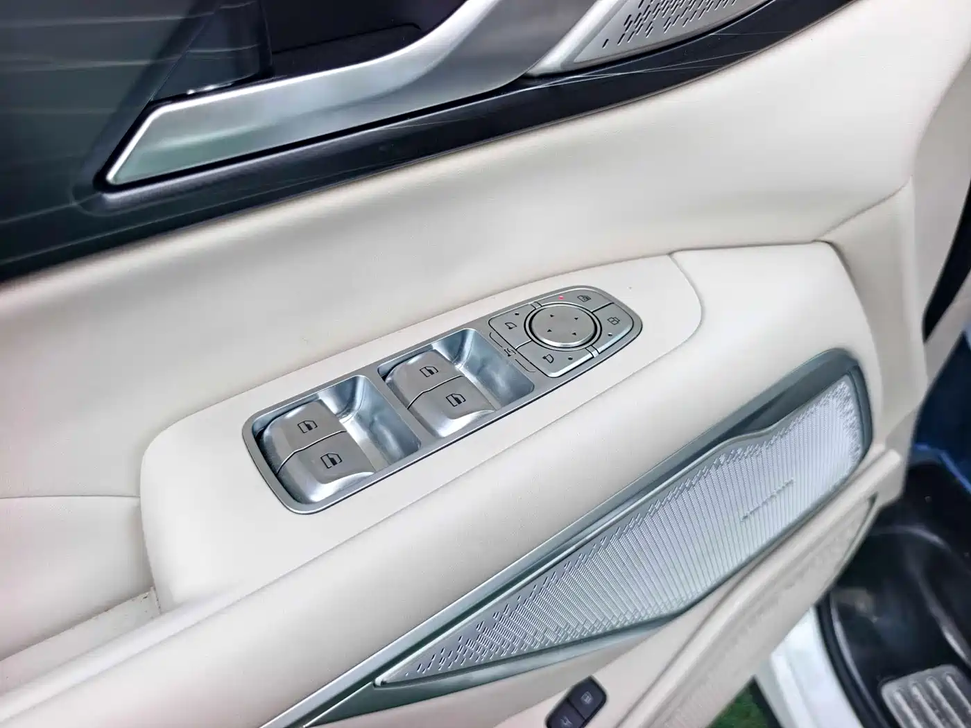 WEY Alpine 2025 2023 AWD Flagship