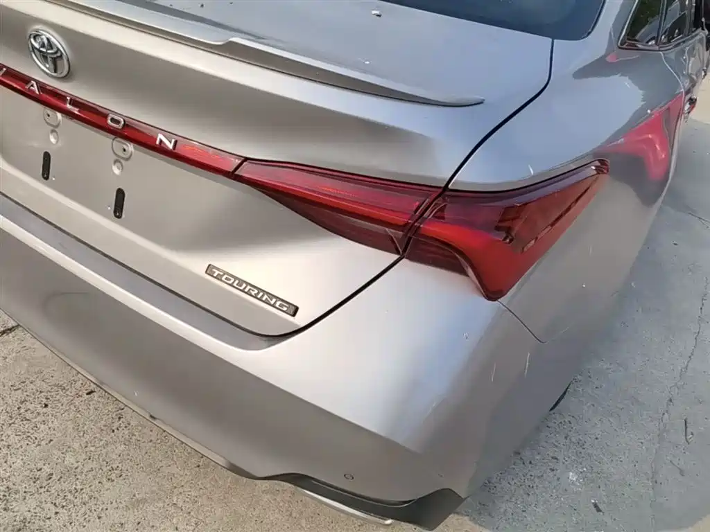 Toyota Avalon 2019 2.5L Touring Premium Edition China VI фото 8