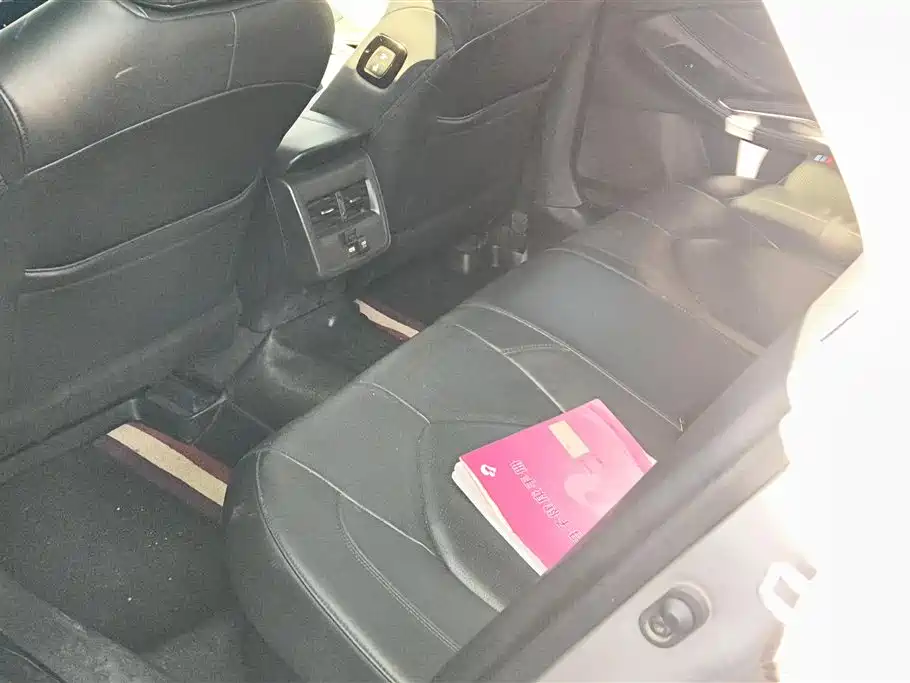 Toyota Avalon 2019 Hybrid 2.5L Luxury Edition China VI фото 11