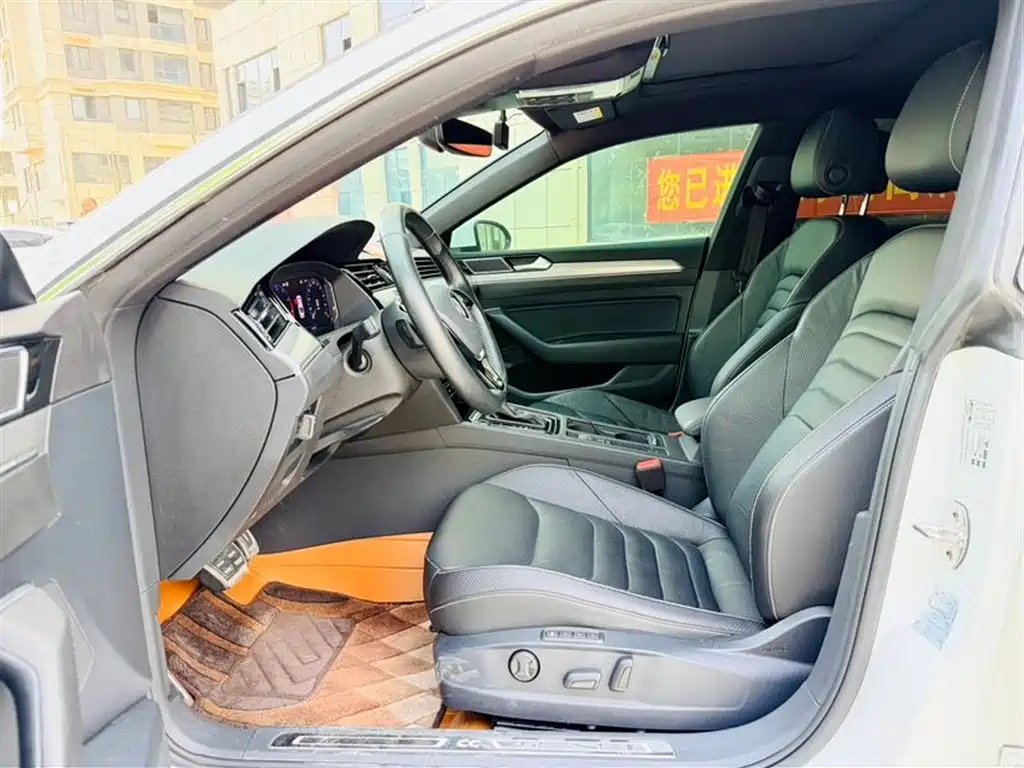 Volkswagen FAW-Volkswagen CC 2020 330TSI Glamour Version China VI фото 4