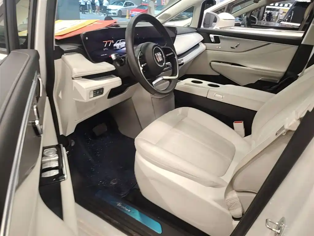 Buick GL8 2025 Land Honor Premium Edition фото 16