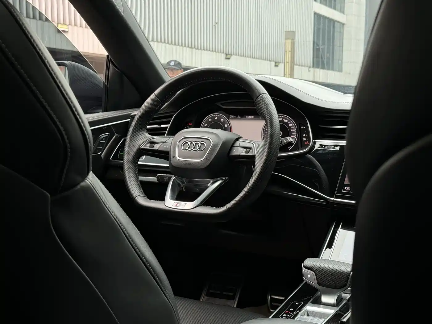 Audi Q8 2019 55 TFSI Premium Dynamic фото 11