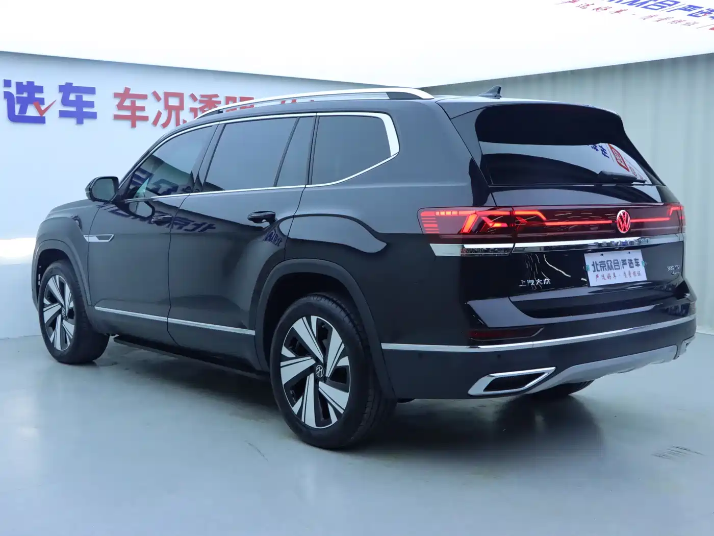 Volkswagen Teramont 2024 380TSI 4WD Dragon Glory Edition фото 26
