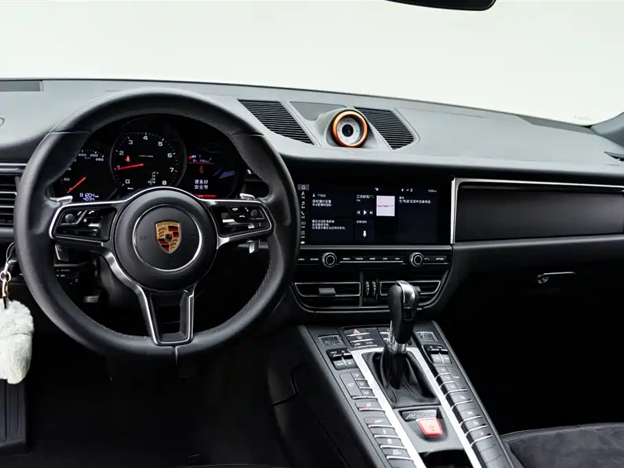 Porsche Macan 2018 Macan 2.0T фото 9
