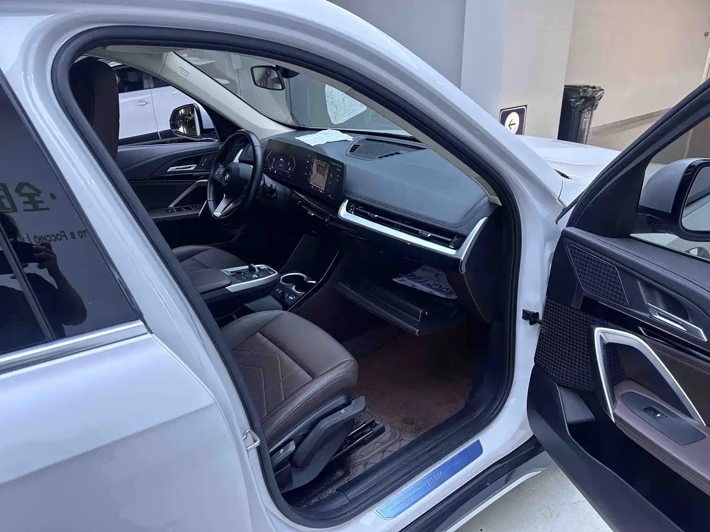 BMW X1 2023 sDrive20Li X Design Package фото 12