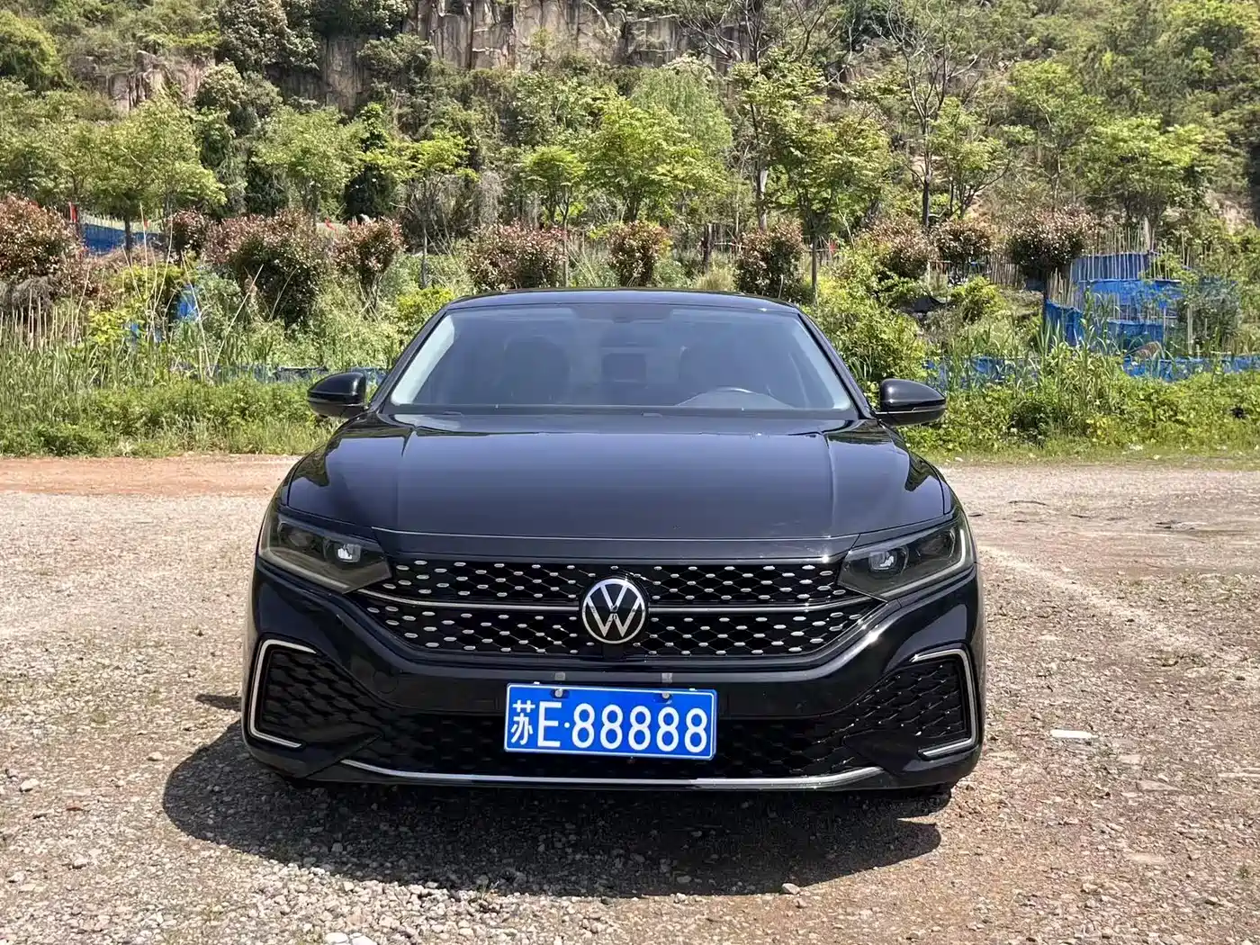 Volkswagen Passat 2022 330TSI Starlight Elite Edition фото 2