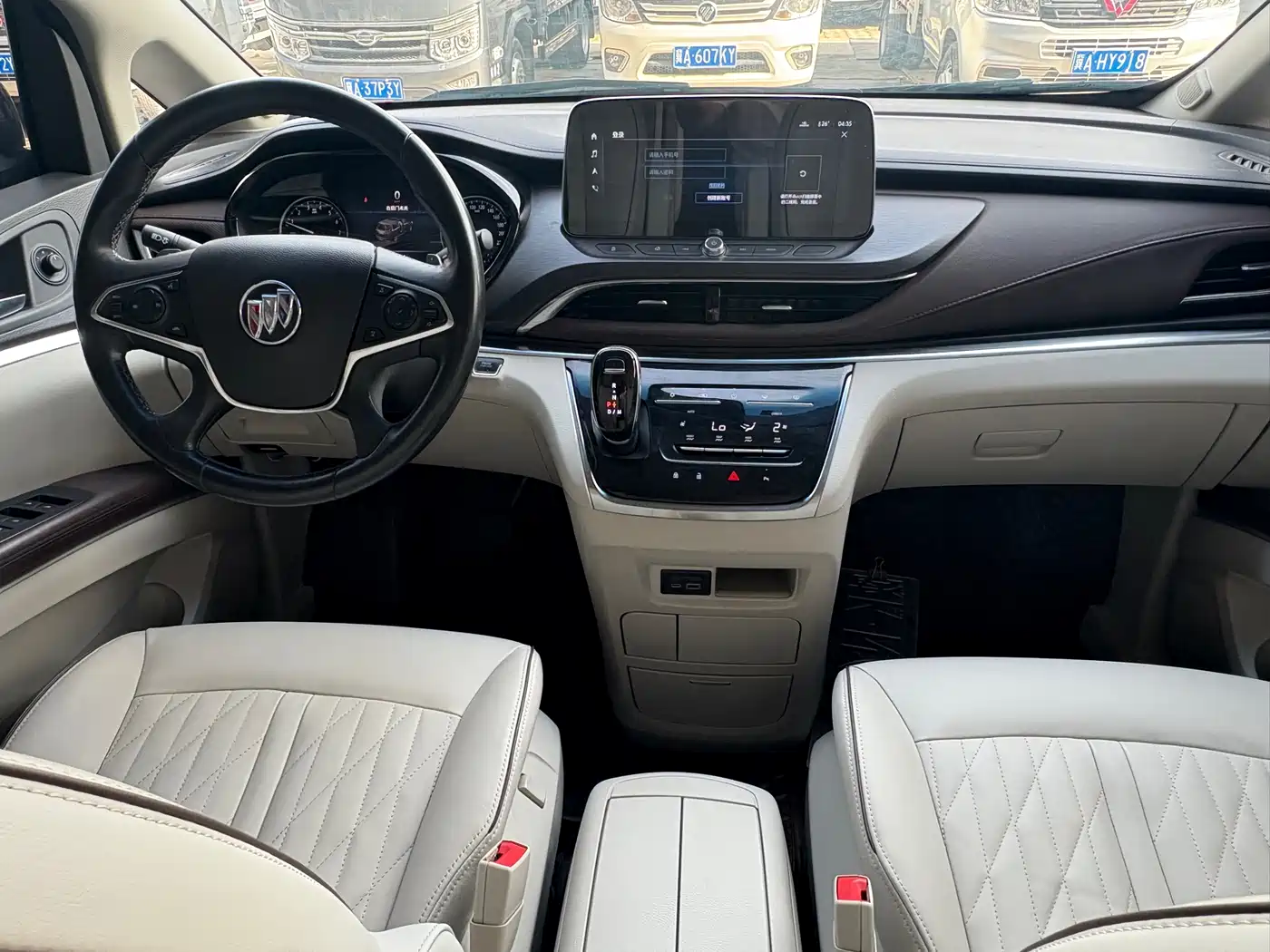 Buick GL8 2021 Land Business Class 652T Luxury фото 8
