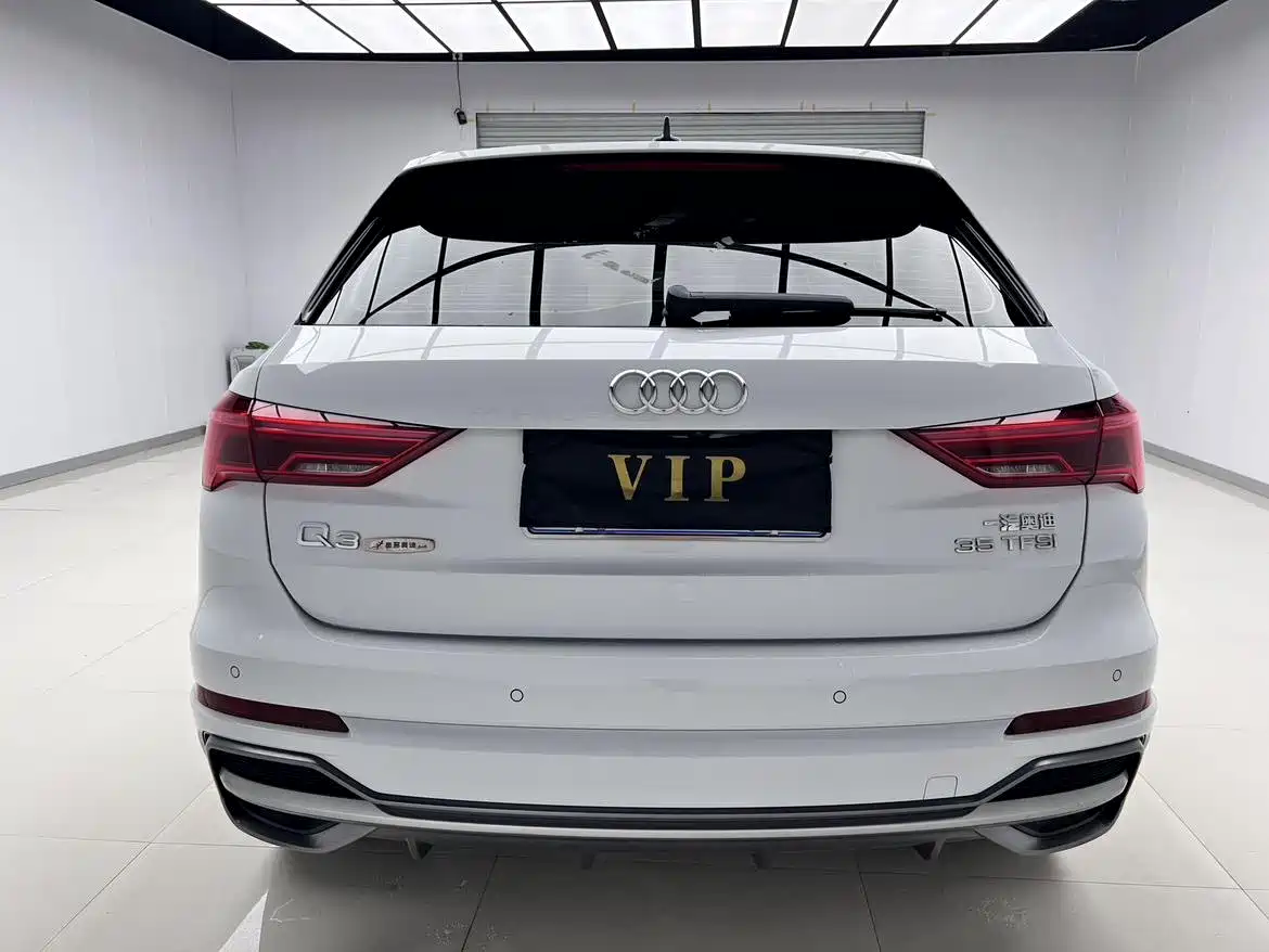 Audi Q3 2021 35 TFSI Fashion Sport фото 4