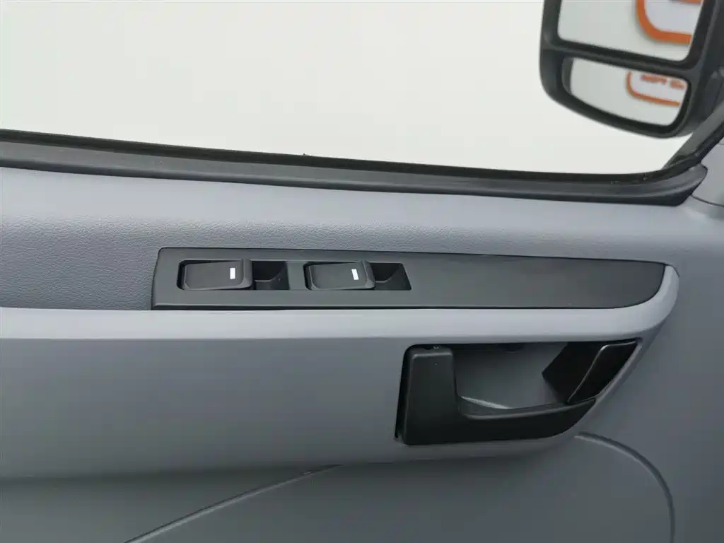 SAIC MAXUS XINTU V80