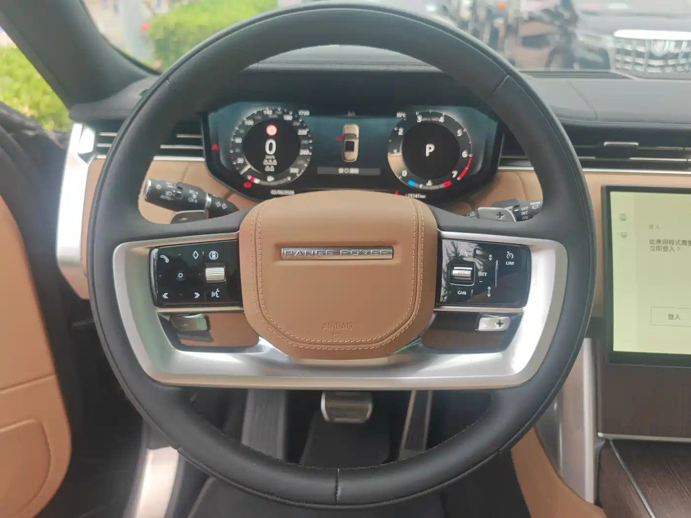 Land Rover Range Rover 2025 3.0 L6 400PS Flourishing Era Extended Wheelbase 7-Seater фото 9