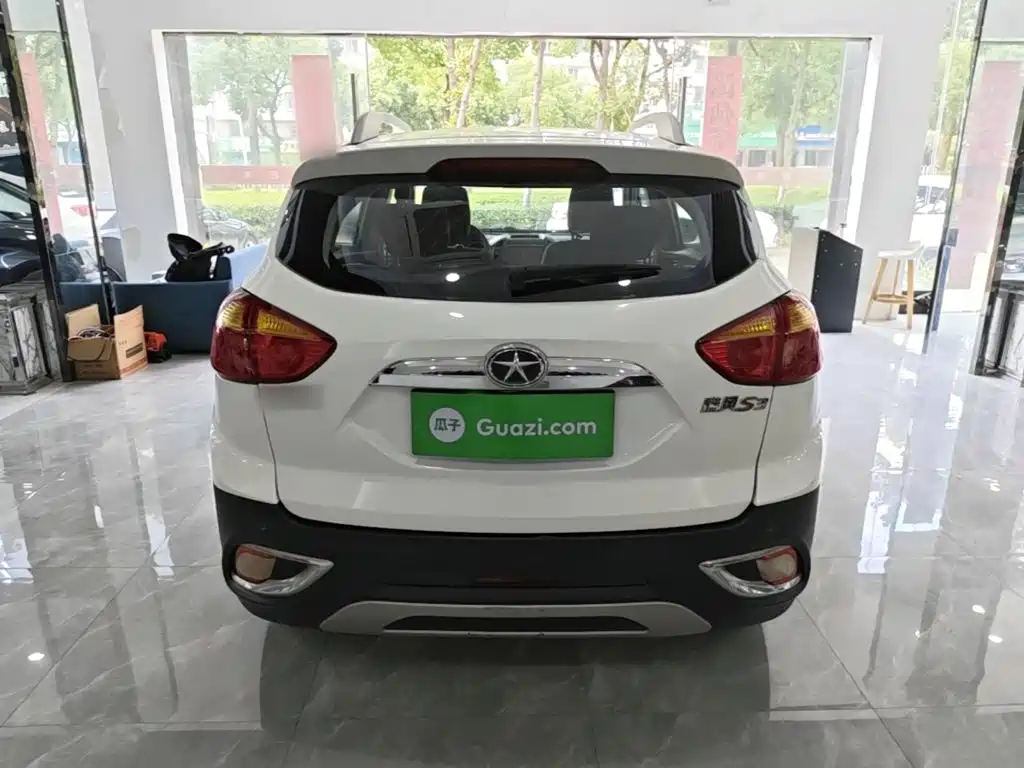 JAC Motors Refine S3 2015 2014 1.5L CVT Luxury