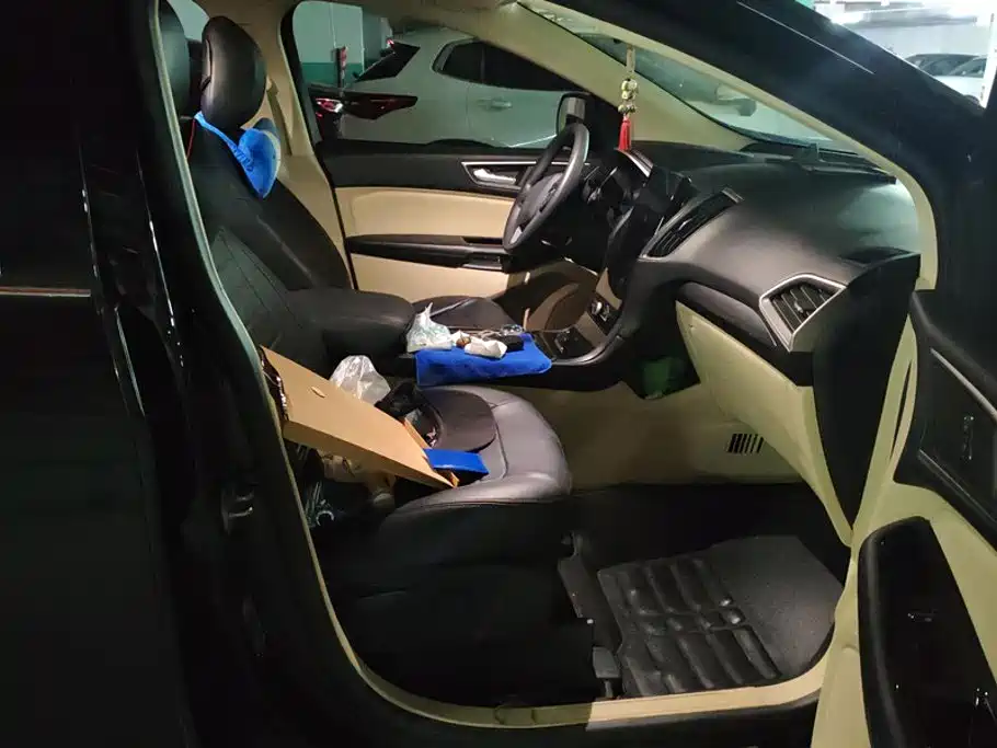 Фото 8 - Ford Edge