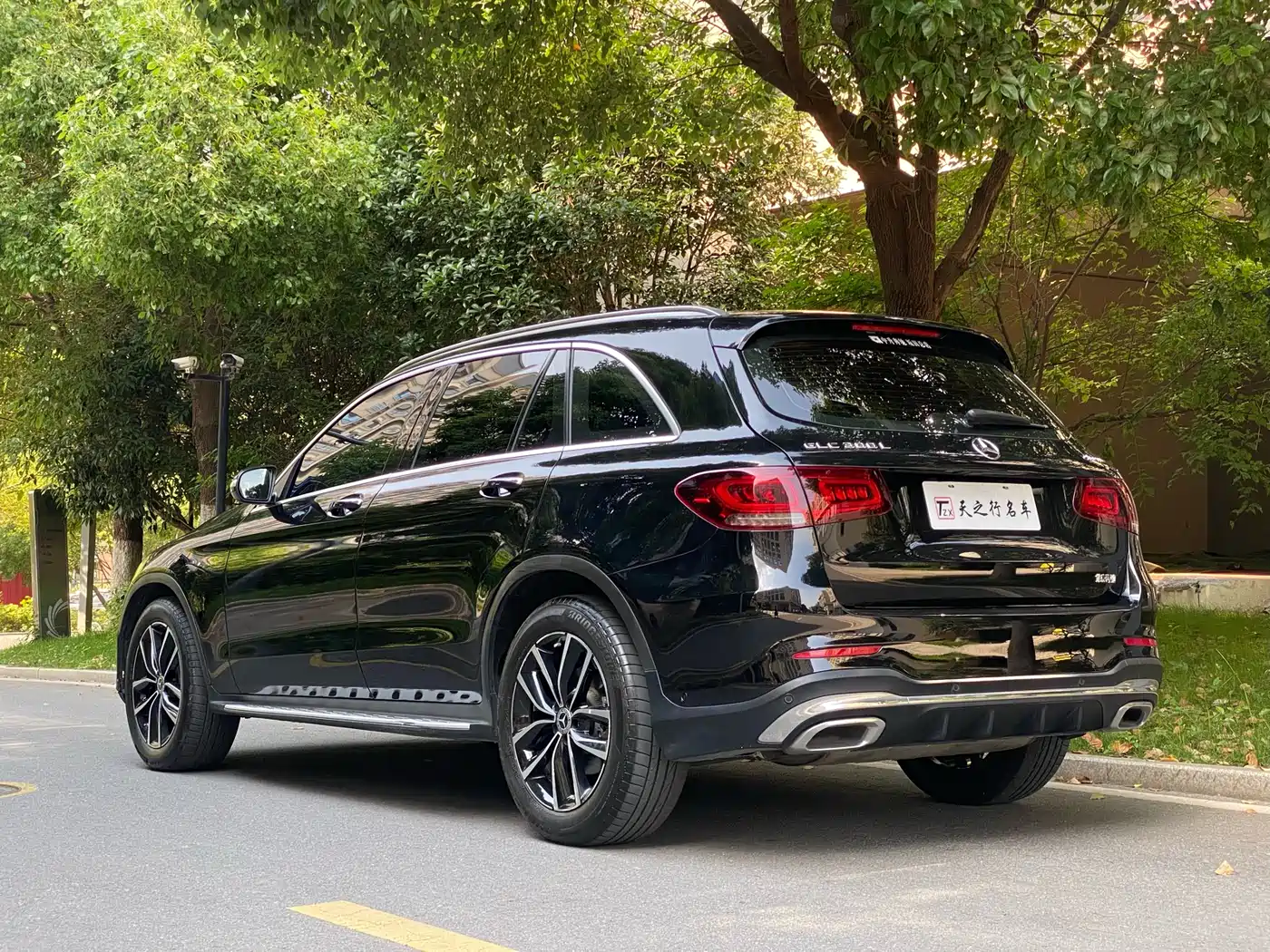 Mercedes-Benz GLC 2020 Facelift GLC 300 L 4MATIC Dynamic фото 16
