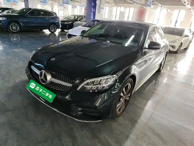 Mercedes-Benz C-Class 2021