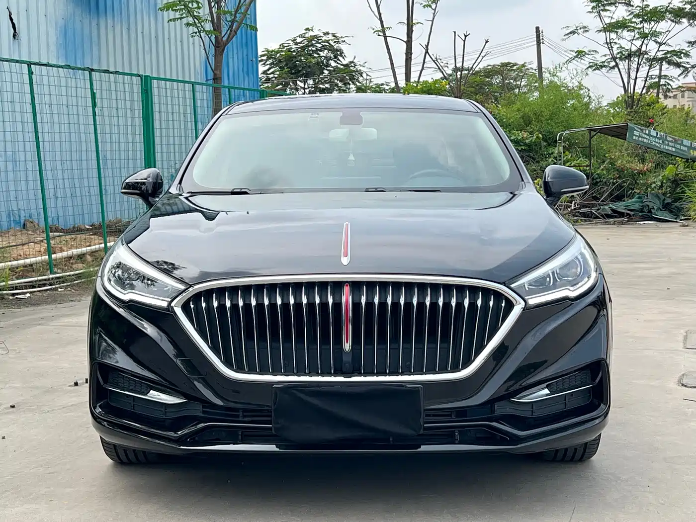 Hongqi H5 2022 Classic 1.5T DCT Flag Rhythm Edition фото 2