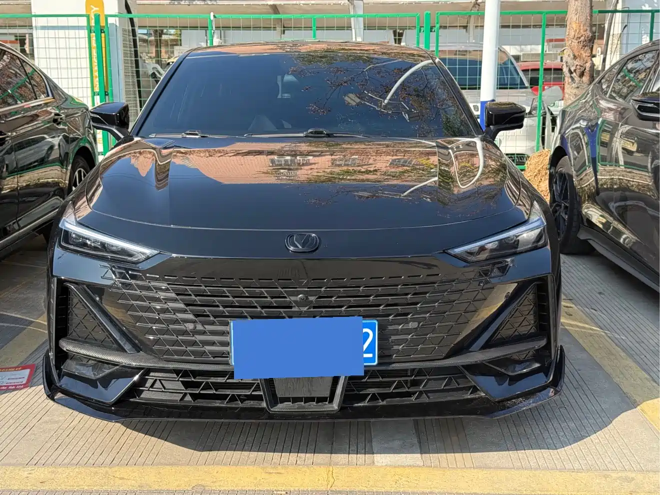 CHANGAN UNI-V
