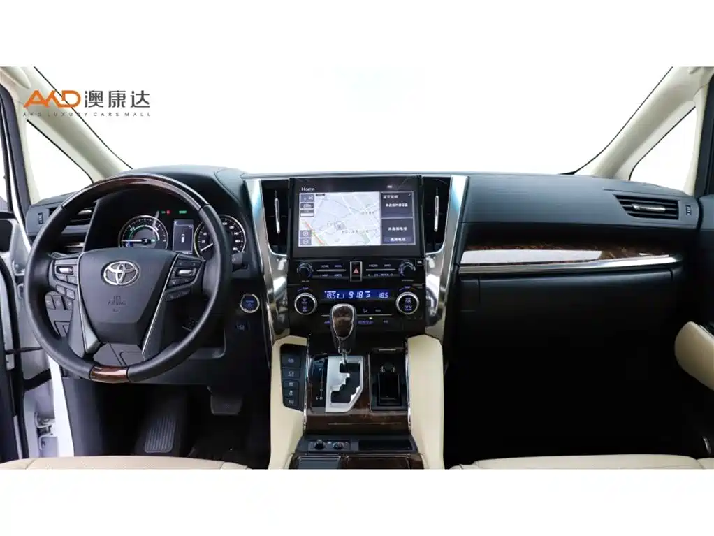 Toyota Alphard 2021 Hybrid 2.5L Luxury фото 5