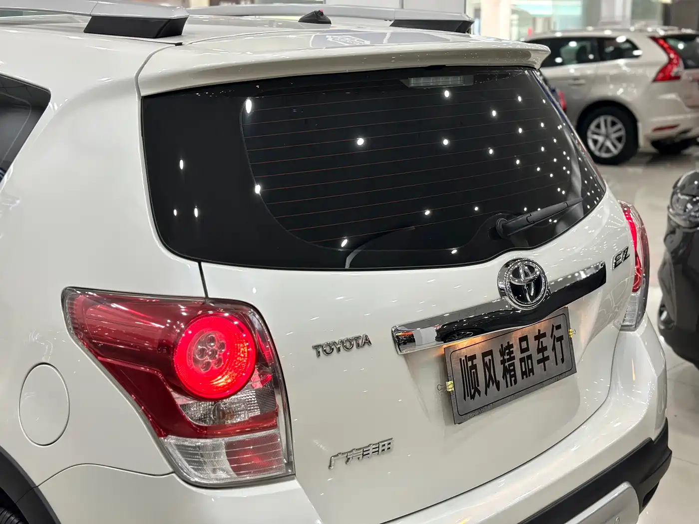 Toyota E'Z 2015 180E CVT Crossover Edition фото 20