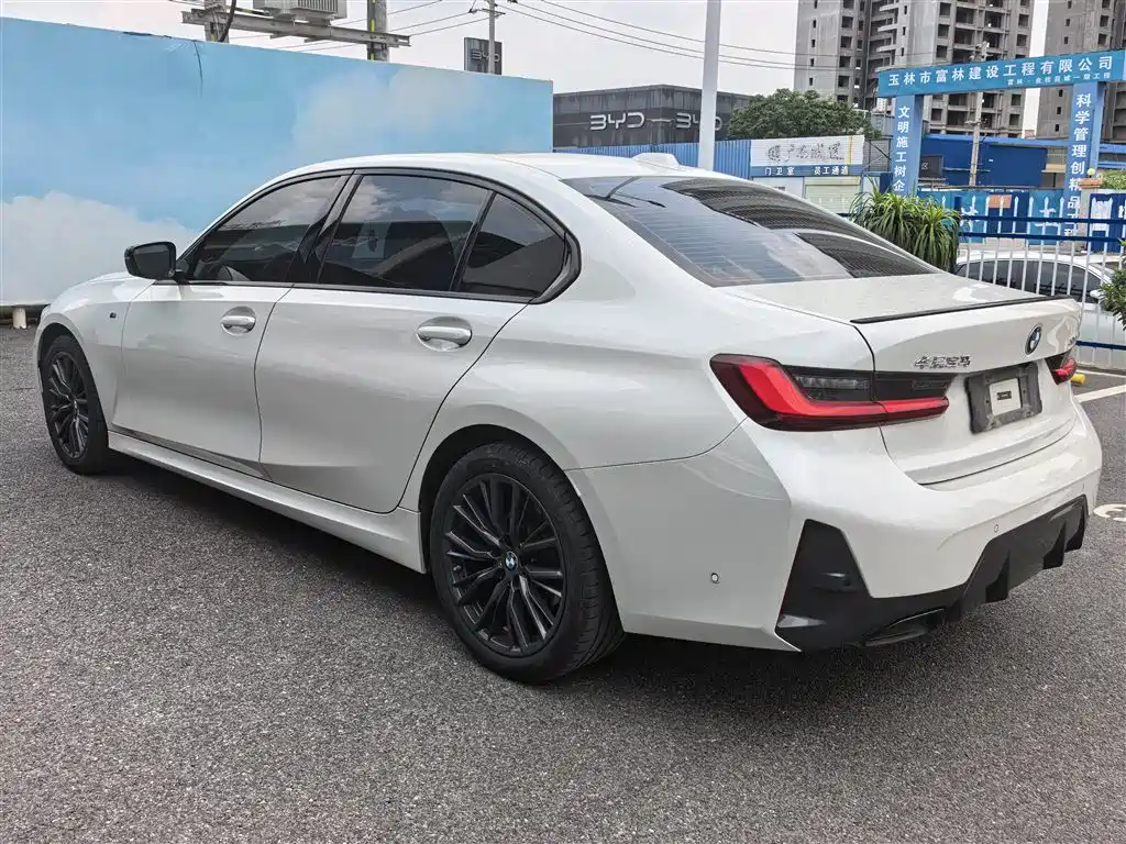 BMW 3 Series 2024 325Li M Sport Shadowline Package фото 12